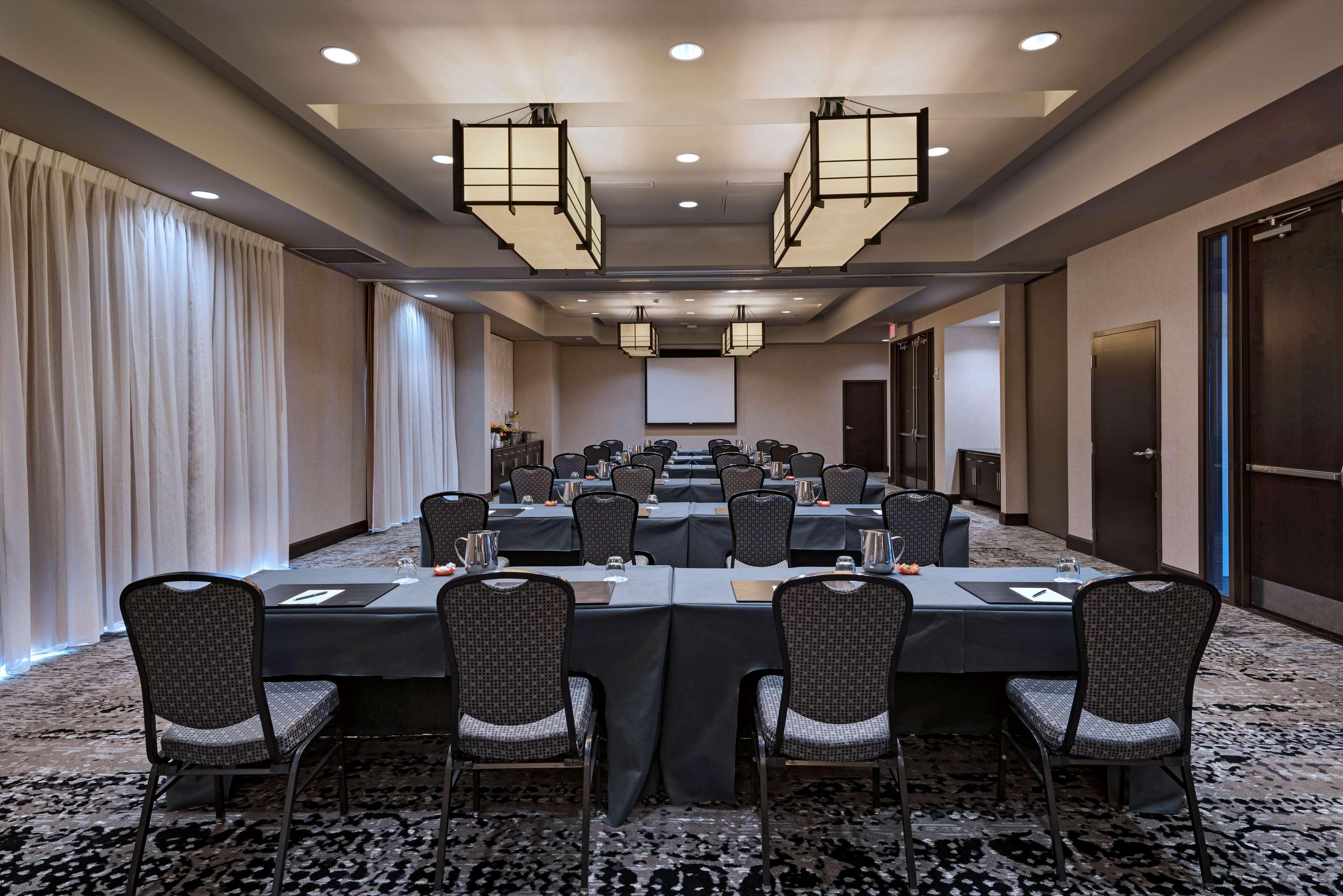 Hyatt Centric The Woodlands Hotel Exterior foto