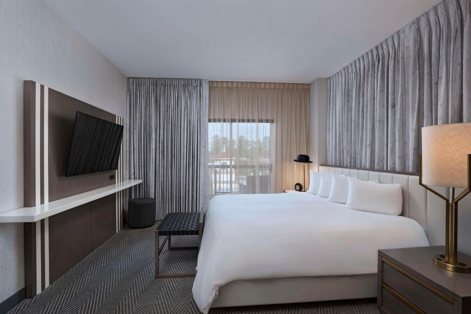 Hyatt Centric The Woodlands Hotel Exterior foto